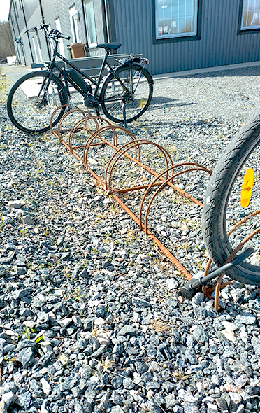 LEGALETT RAW Design Cykelställ