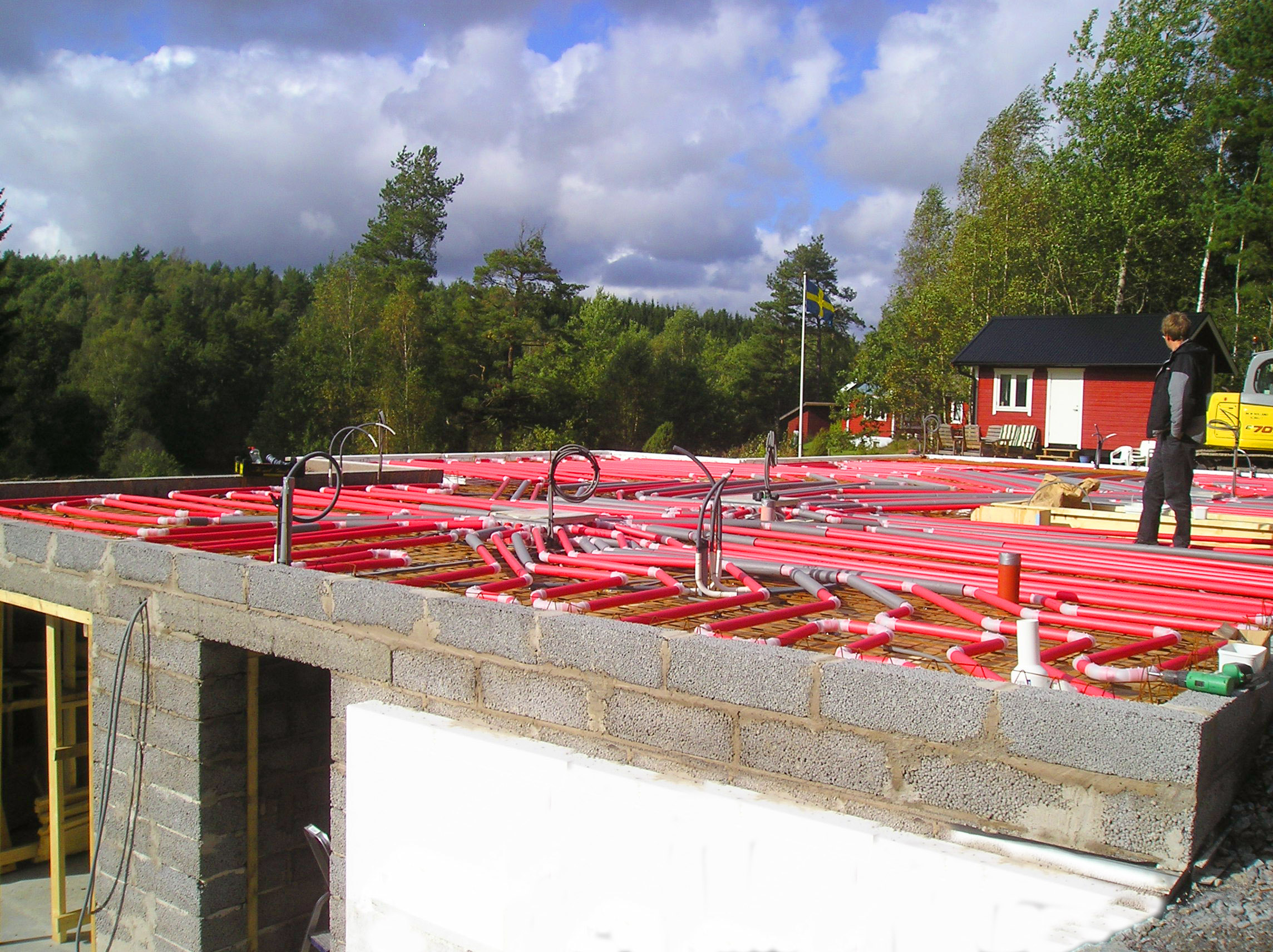 LEGALETT Bjälklagsystem med luftburen golvvärme